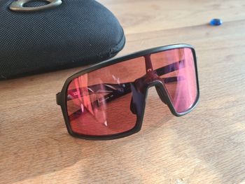 Used Oakley Sutro S Prizm Trail Torch 2025 bike — image 2 of 15