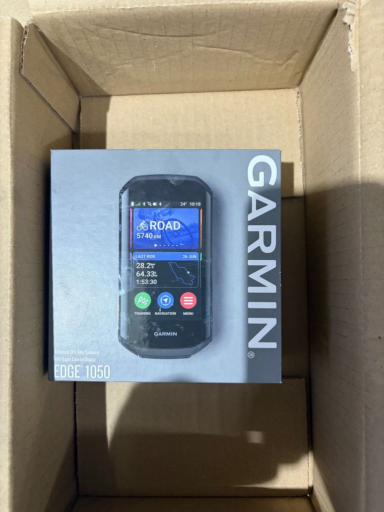 Used Garmin edge 1050 2026 bike — image 3 of 3
