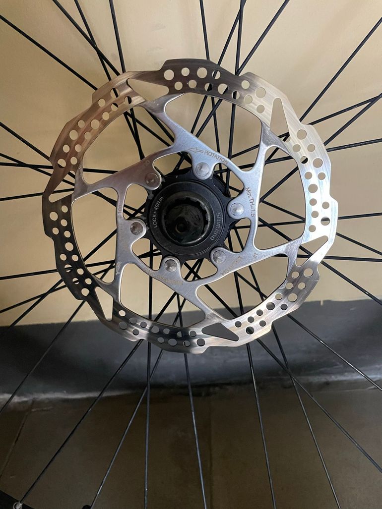 Used Merida Front Wheel 27.5" bike — image 4 of 6
