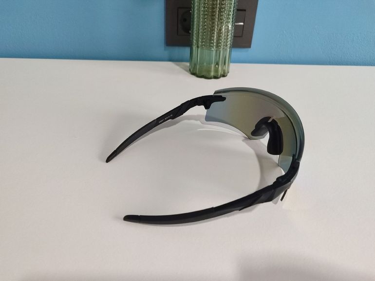 Used Oakley Encoder bike — image 5 of 9