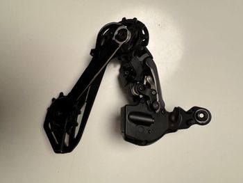 Used Shimano Ultegra R8150 Rear Derailleur 2025 bike — image 4 of 7