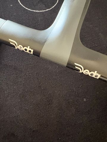 Używany Deda Elementi Alanera Integrated Handlebar bike — zdjęcie 2 z 4
