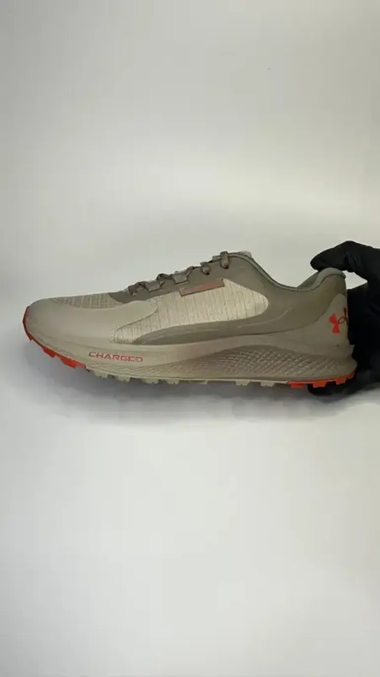 Used Under Armour Bandit Trail 3 Crema Talla 45 bike — image 3 of 8