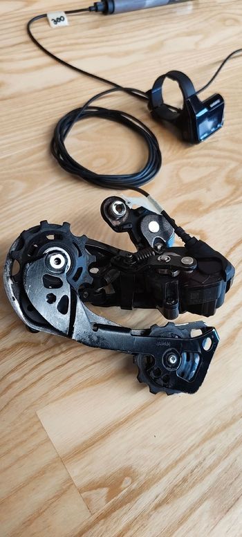 Used Shimano XT Di2 M8150 Groupset 2019 bike — image 4 of 12