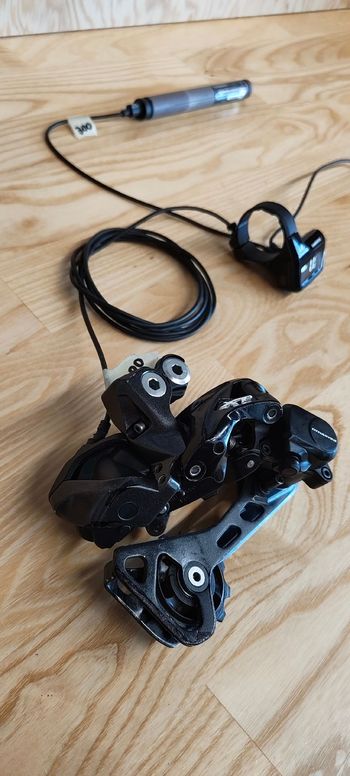 Used Shimano XT Di2 M8150 Groupset 2019 bike — image 3 of 12