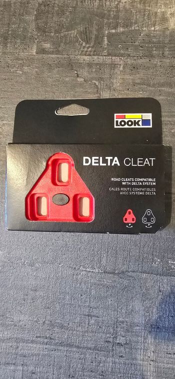Used Look Delta Grip Red Cleats 5 Pairs bike — image 4 of 4