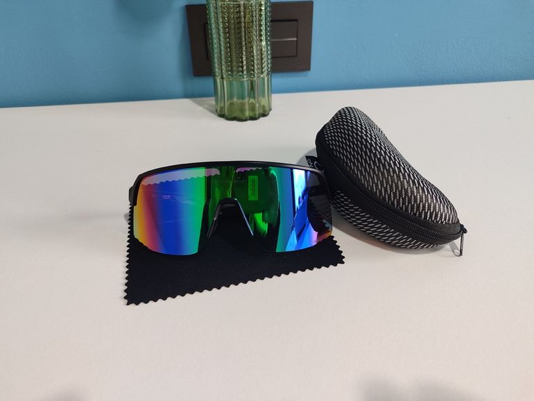 Used Oakley Sutro bike — image 6 of 7