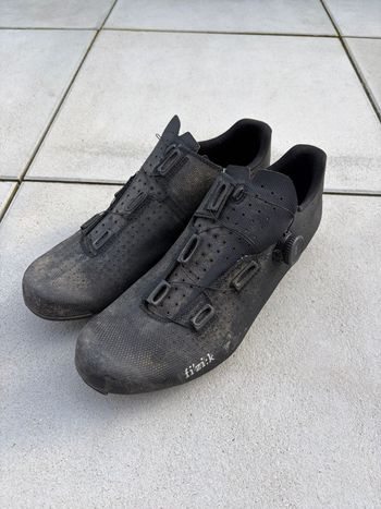 Used Fizik Tempo Decos Carbon bike