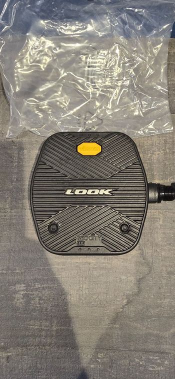 Used Look Geo City Grip Pedals bike — image 3 of 3