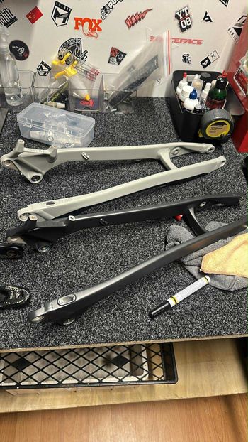 Used Yt Industries Capra Seat Stay 2021 bike — image 2 of 4