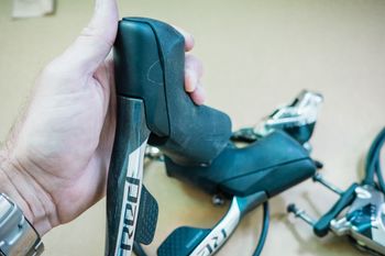 Used Sram Red Shifters 2025 bike — image 7 of 7