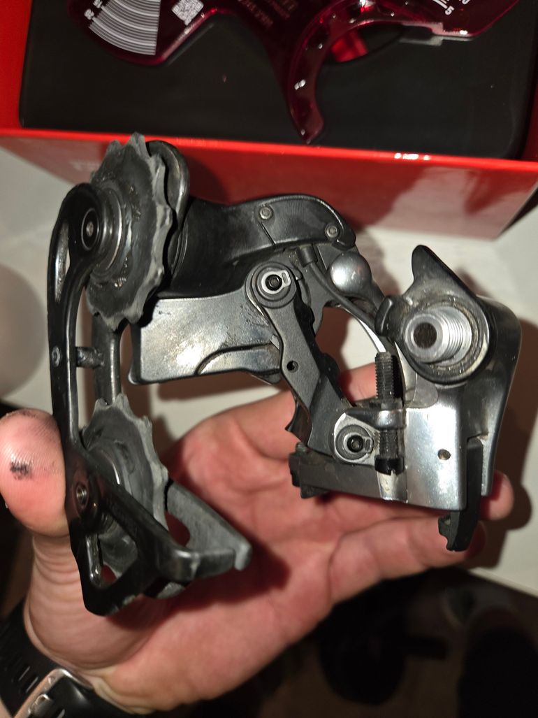 Used Sram Red etap 11v bike — image 6 of 9