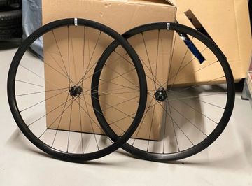 Brugt Rose G-Thirty Disc Light 28" / 700c Alu Laufradsatz Sram XDR 2025 Wheels