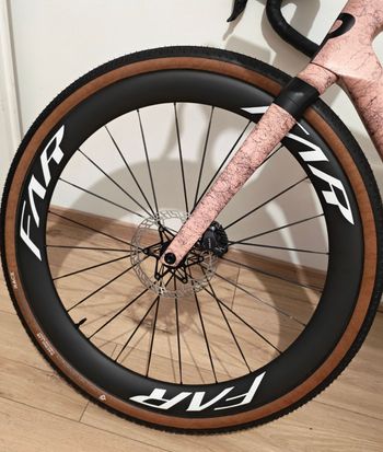 Used Hutchinson Caracal RACE 2026 bike