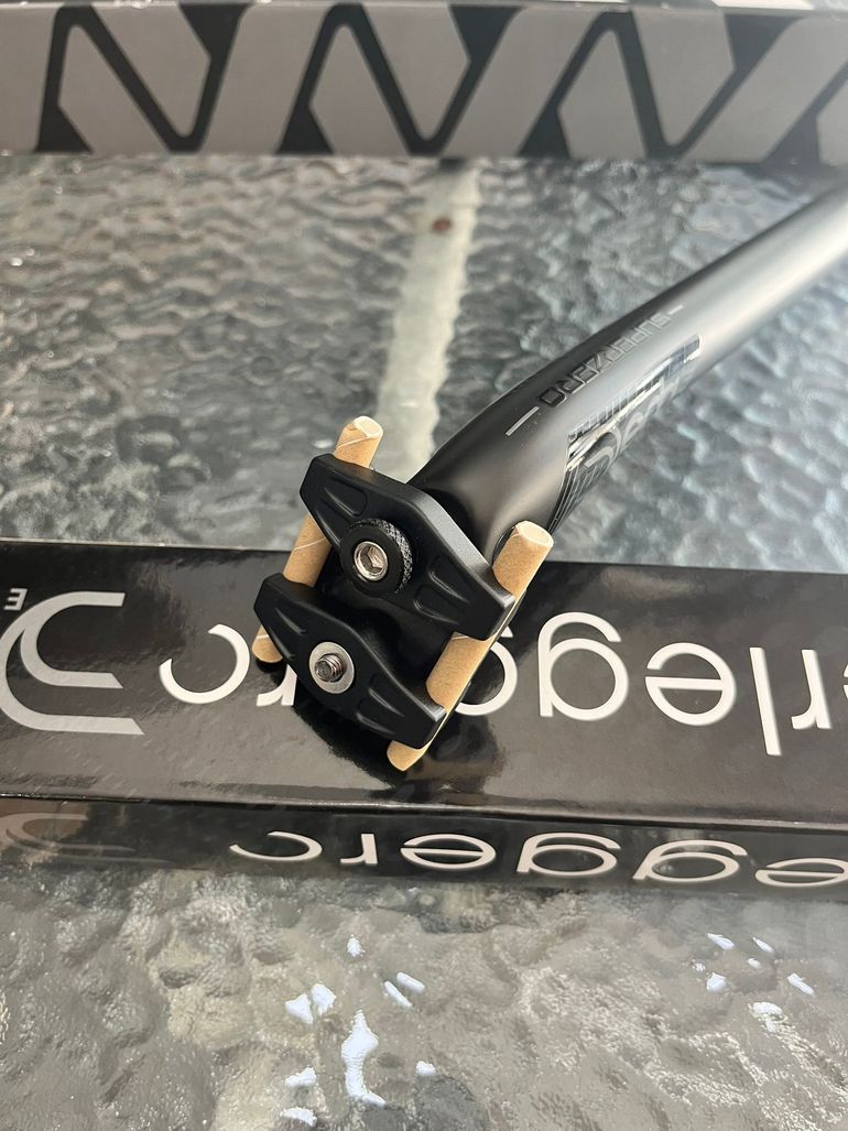 Used Deda Elementi Superzero Seatpost 27.2mm 350mm 25mm Offset 2026 bike — image 2 of 3