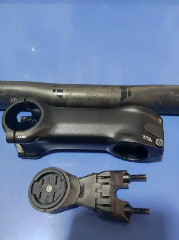 Used Giant SLR 420 mm Handlebar 2022 bike — image 2 of 4