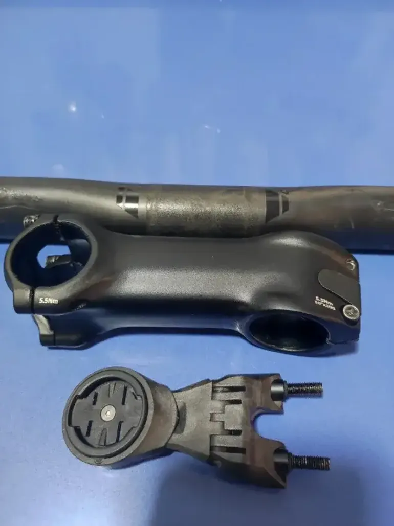 Used Giant SLR 420 mm Handlebar 2022 bike — image 2 of 4
