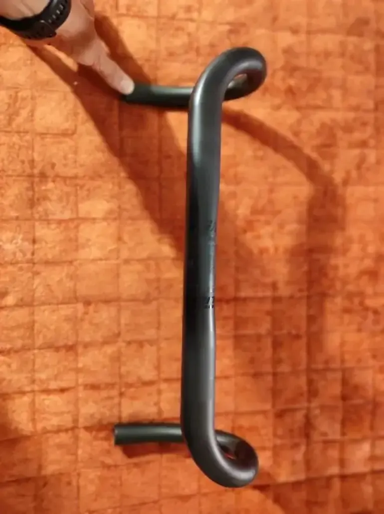 Used Giant SLR 420 mm Handlebar 2022 bike — image 4 of 4