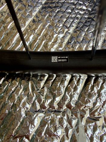 Used Dt Swiss GRC 1400 DICUT 30 650B Front Wheel 2025 bike — image 4 of 10