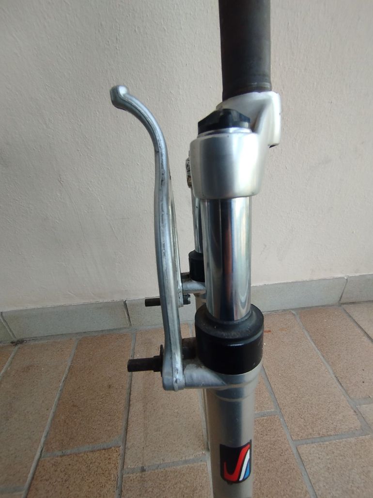 Used Marzocchi XC400 bike — image 17 of 18