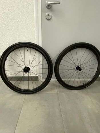 Used Giant SLR1 36 Disc Wheelset + 2 Gavia Fondo 1 Tires 32mm bike