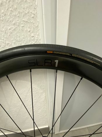 Used Giant SLR1 36 Disc Wheelset + 2 Gavia Fondo 1 Tires 32mm bike — image 5 of 5