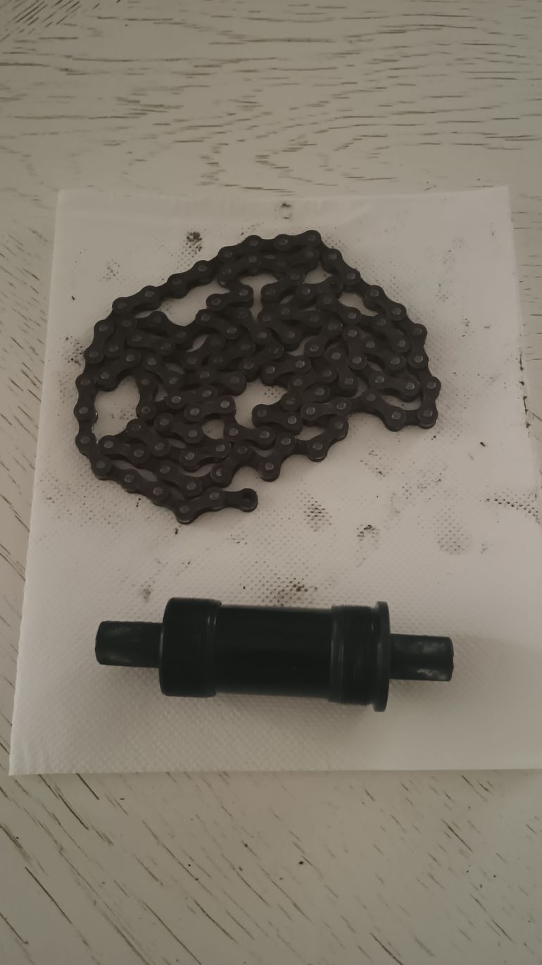 Used Shimano 3x7 Drivetrain 2023 bike — image 2 of 5