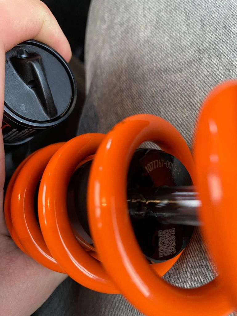 Used Fox DHX2 Coil Shock 2025 bike — image 2 of 4