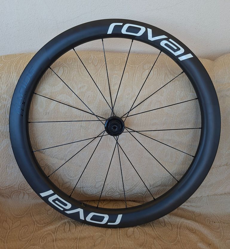 Used Roval Rapide CLX 2025 bike — image 1 of 7