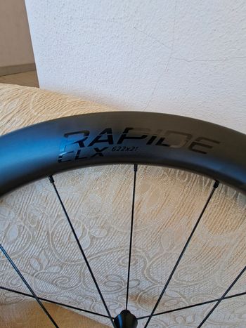 Used Roval Rapide CLX 2025 bike — image 6 of 7
