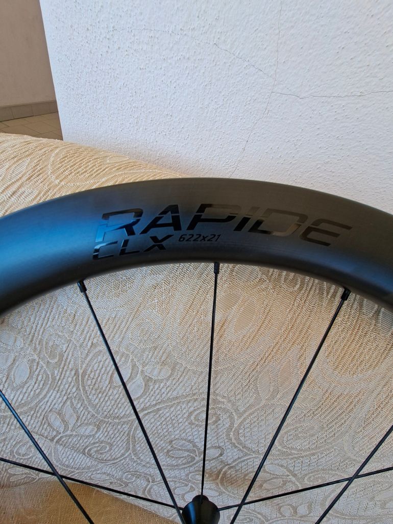 Used Roval Rapide CLX 2025 bike — image 6 of 7