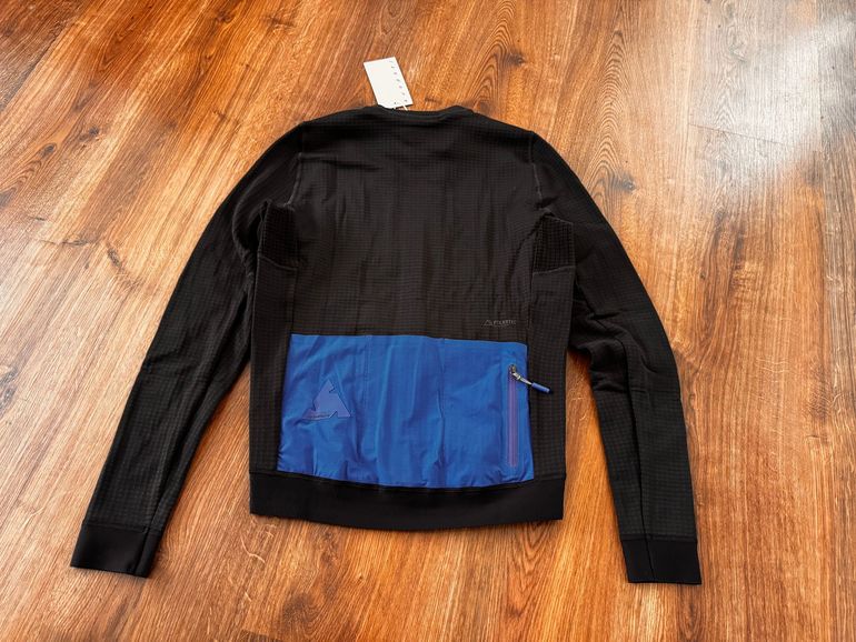 Used Isadore ALTERNATIVE WINTER LONG SLEEVE JERSEY - XS bike — image 5 of 9