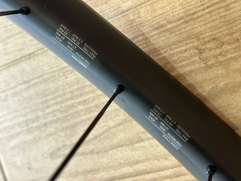 Used Dt Swiss 1200 XMC Carbon bike — image 7 of 7