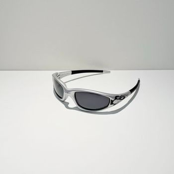 Used Oakley sliver sunglasses bike — image 3 of 9