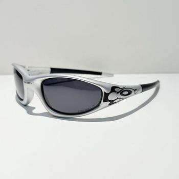 Used Oakley sliver sunglasses bike — image 5 of 9
