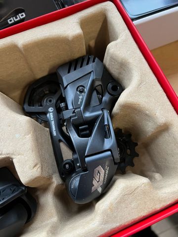 Used Sram GX AXS Groupset 2024 bike — image 6 of 8