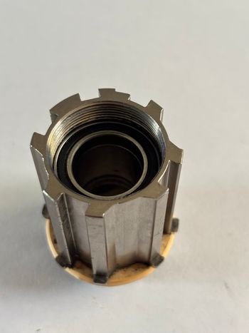 Used Campagnolo FH-BUU015X1 Freehub Body bike — image 5 of 9