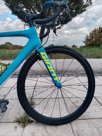 Used Absoluteblack Full Carbon Wheels for Rim Brakes 2026 bike — image 4 of 7