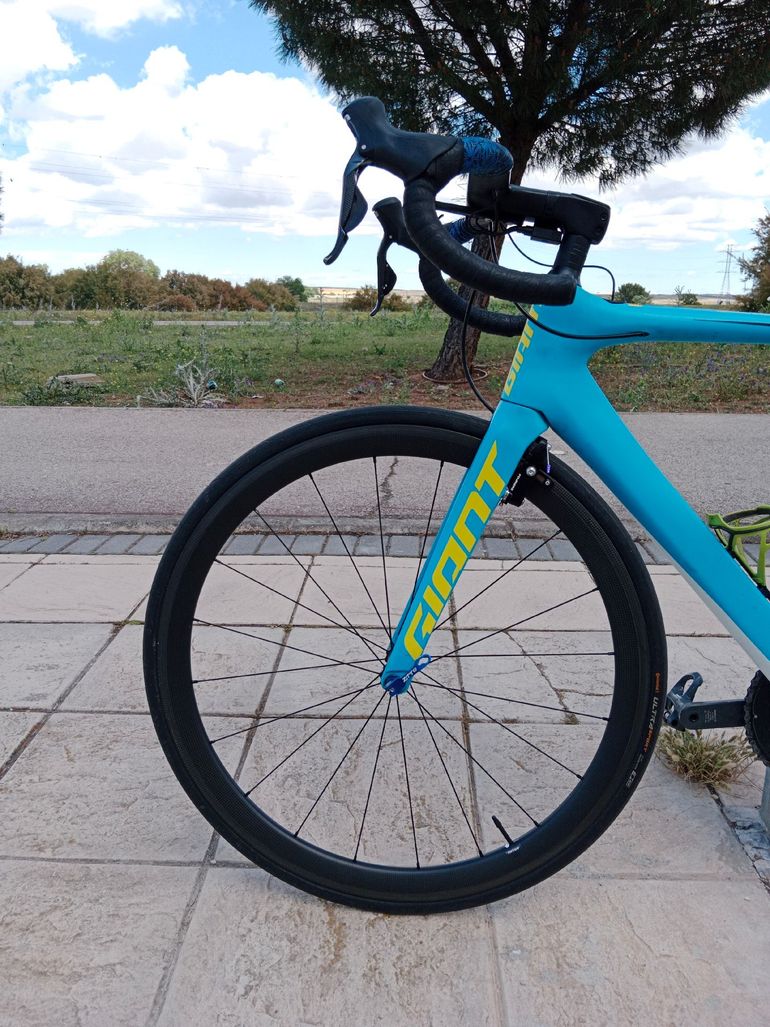 Used Absoluteblack Full Carbon Wheels for Rim Brakes 2026 bike — image 3 of 7