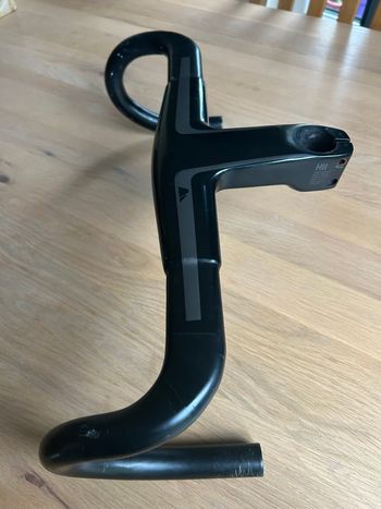 Used Canyon H11 Integrated Handlebar bike — image 2 of 5