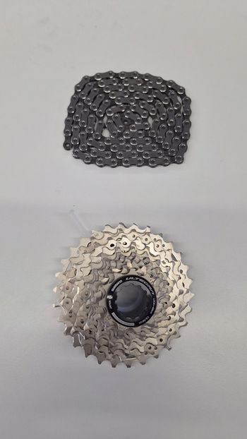 Used Shimano Ultegra Di2 R8150 2026 bike — image 4 of 8