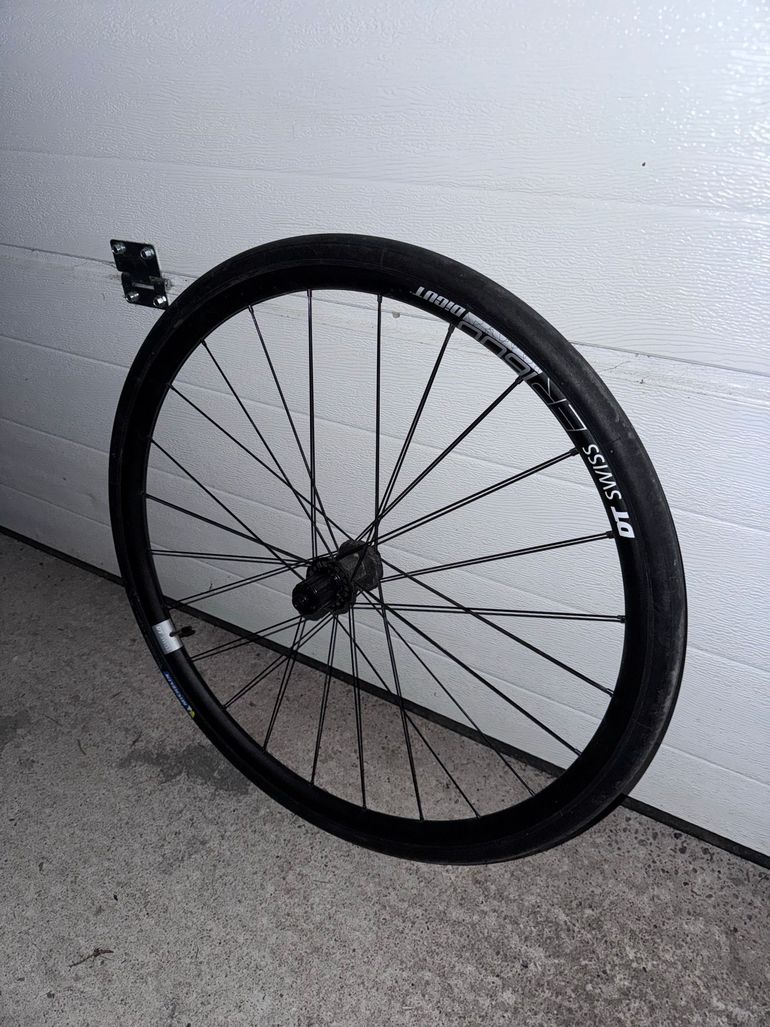 Used Dt Swiss ER 1600 dicut 2021 bike — image 1 of 7