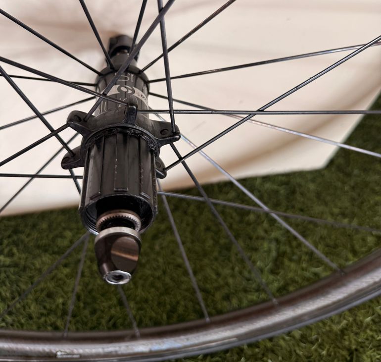 Used Bontrager Carbonio Rim Brake 2011 bike — image 5 of 5