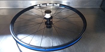 Used Shimano MT501 bike