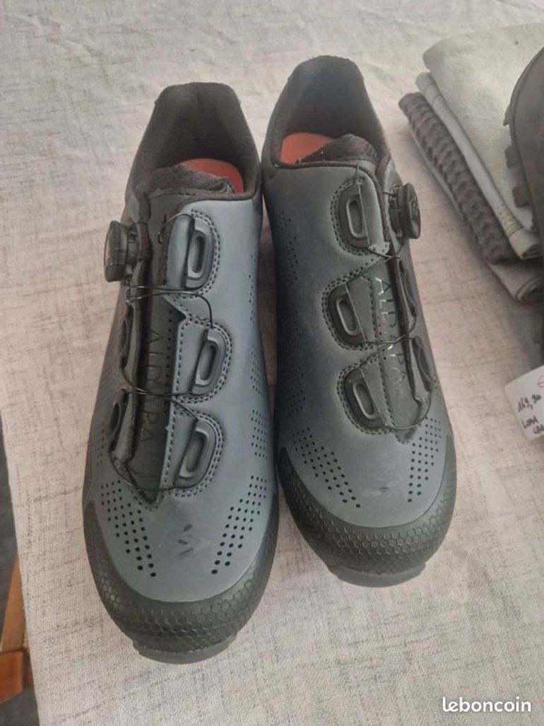 Used Spiuk Aldapa bike — image 1 of 3