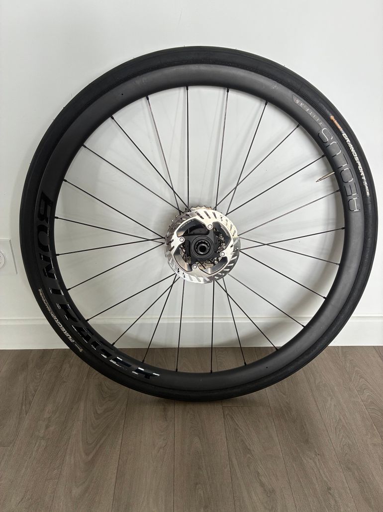 Used Bontrager Aeolus pro 35 2024 bike — image 3 of 6