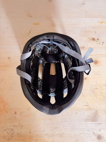 Used Limar Air Stratos Mag EVON Helmet 2026 bike — image 3 of 3
