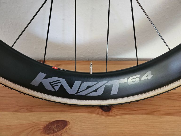 Used Cannondale HollowGram 64 SL KNOT Wheel 100x12 Front bike — image 2 of 7