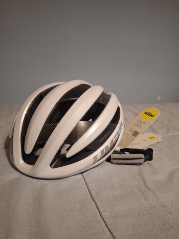 Used Limar Air Pro MIPS Helmet Iridescent White bike — image 6 of 8