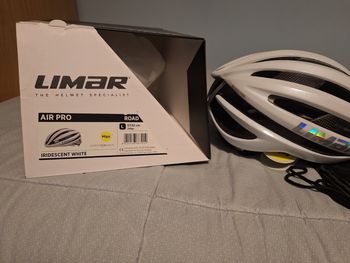 Used Limar Air Pro MIPS Helmet Iridescent White bike — image 2 of 8